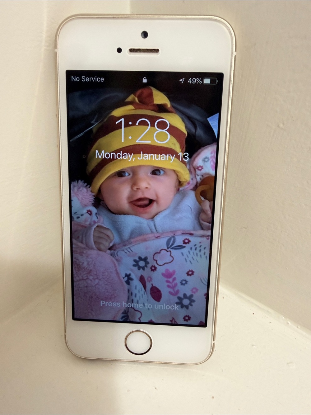 Apple iPhone Model A1533 Gold Activation Locked -- Collector's Item.